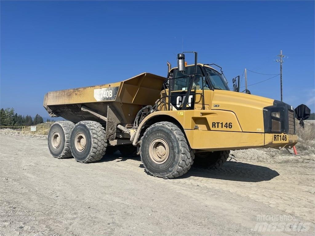 CAT 740B Terrængående lastbiler