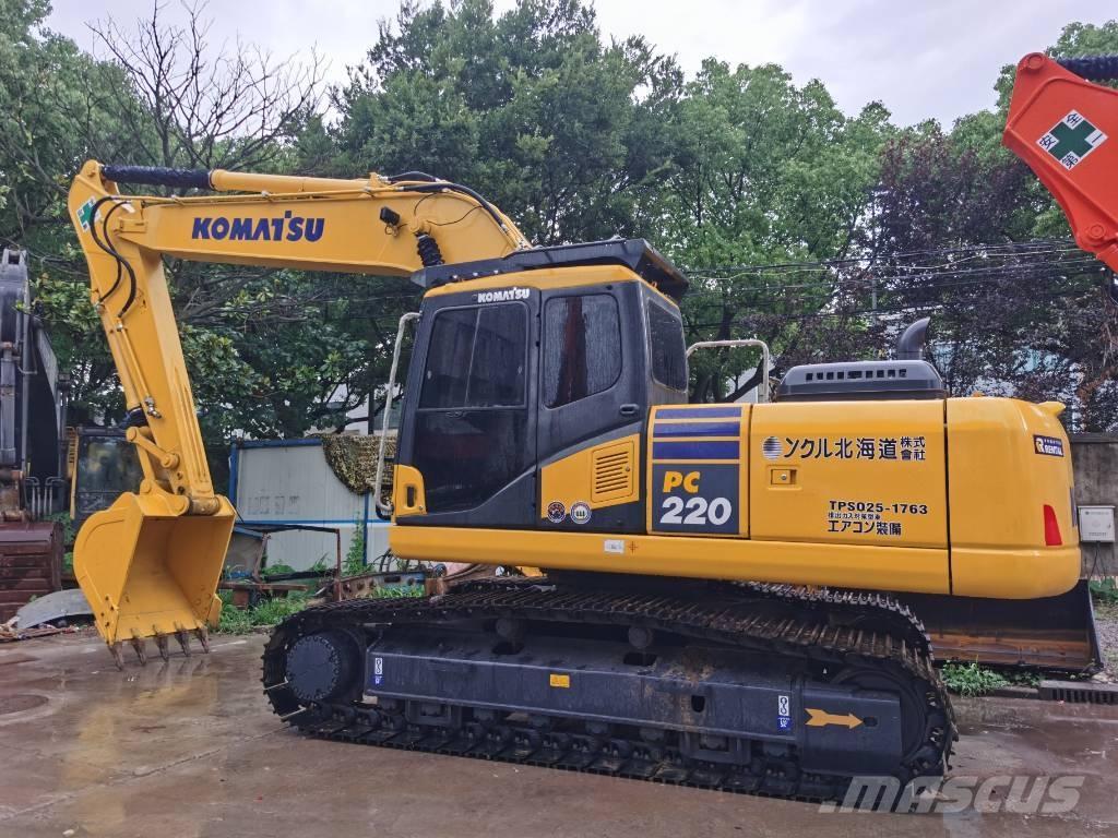 Komatsu PC 220-7 Gravemaskiner på larvebånd