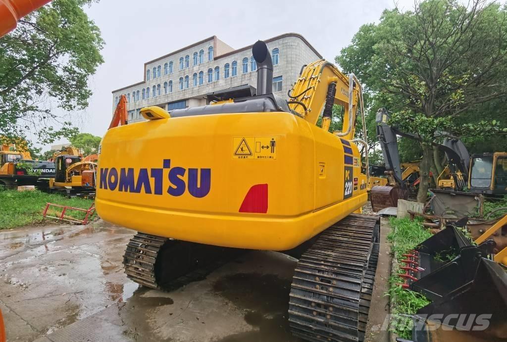 Komatsu PC 220-7 Gravemaskiner på larvebånd