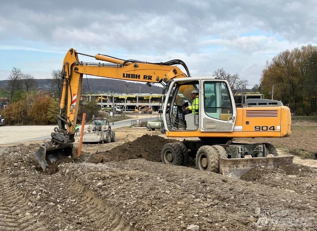 Liebherr A-904 900 Gravemaskiner på hjul