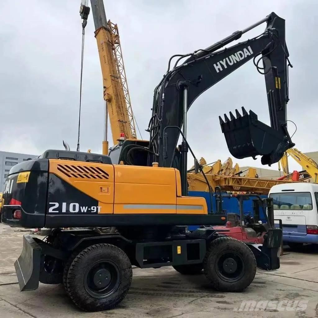 Hyundai R210W-9T Gravemaskiner på hjul