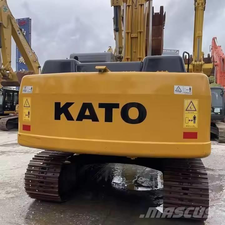 Kato HD 820 Gravemaskiner på larvebånd