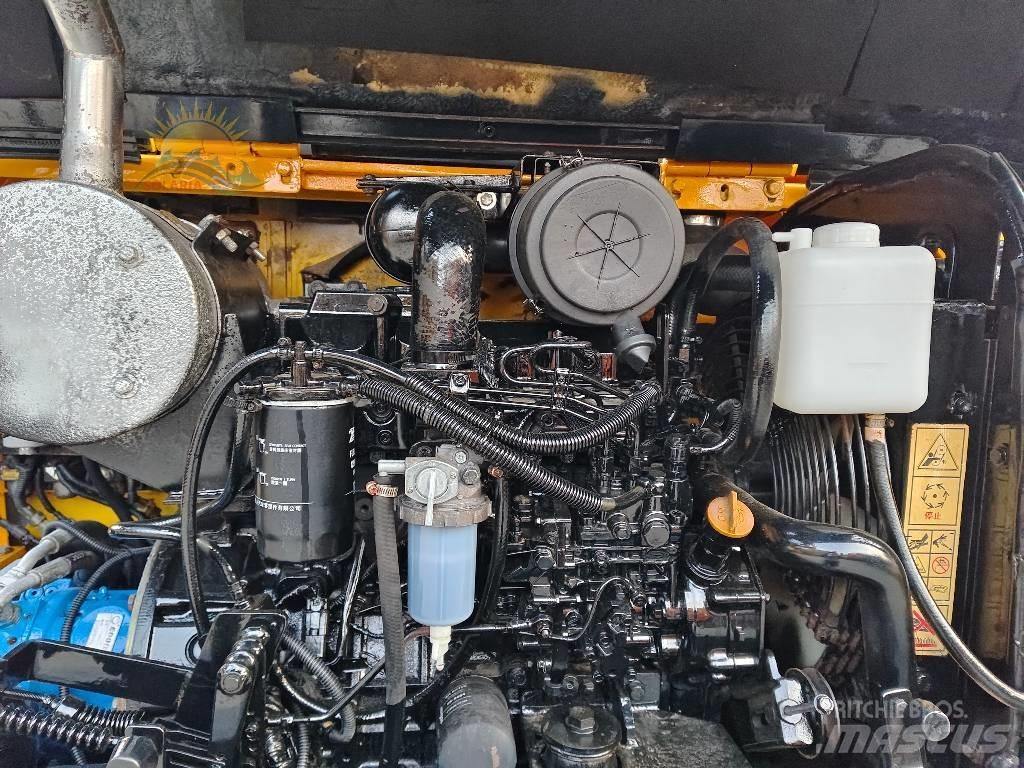 Hyundai R60W Gravemaskiner på hjul