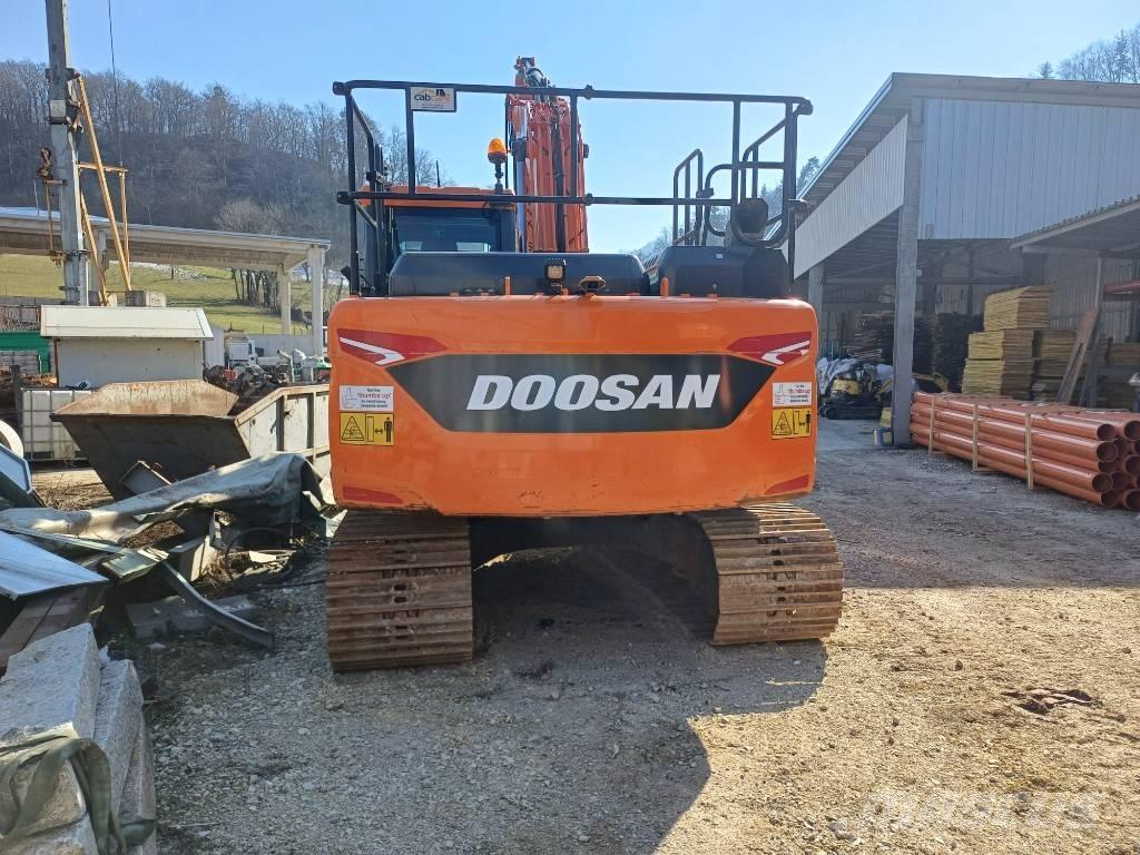 Doosan DX140LC-7 Gravemaskiner på larvebånd