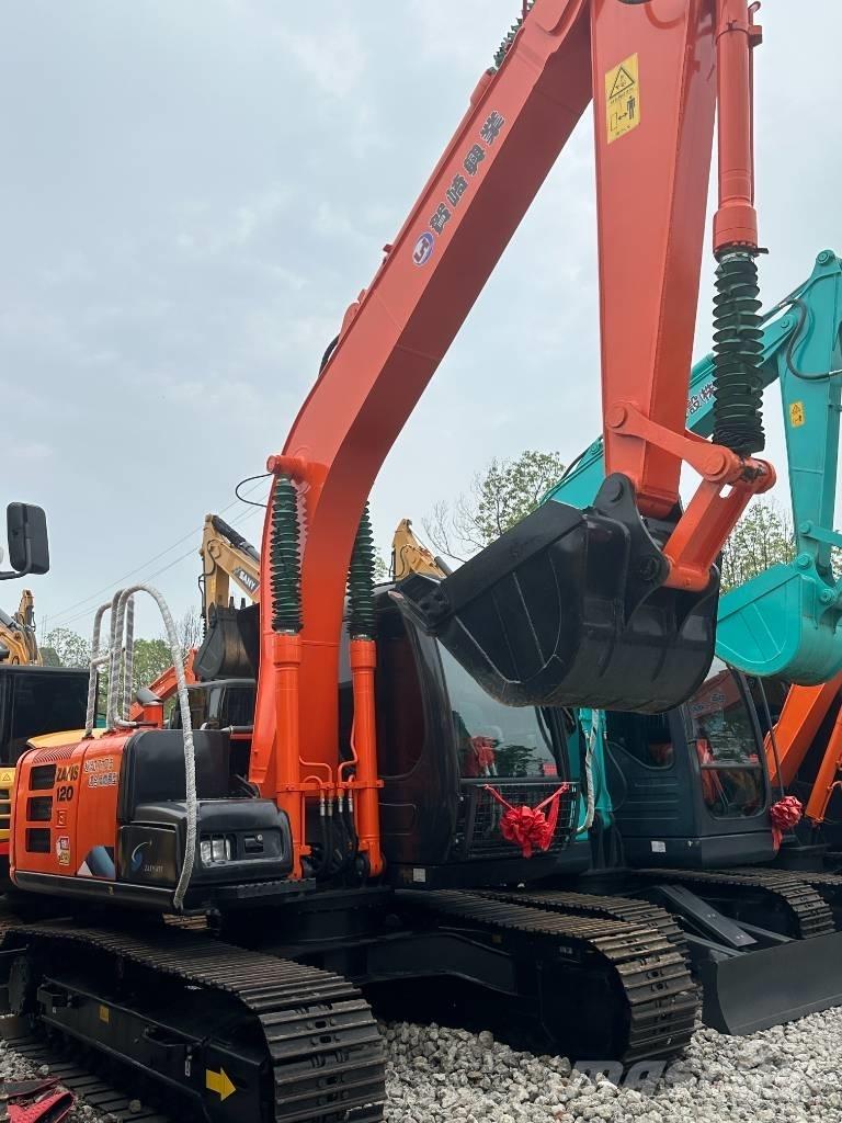 Hitachi ZX 120 Gravemaskiner på larvebånd