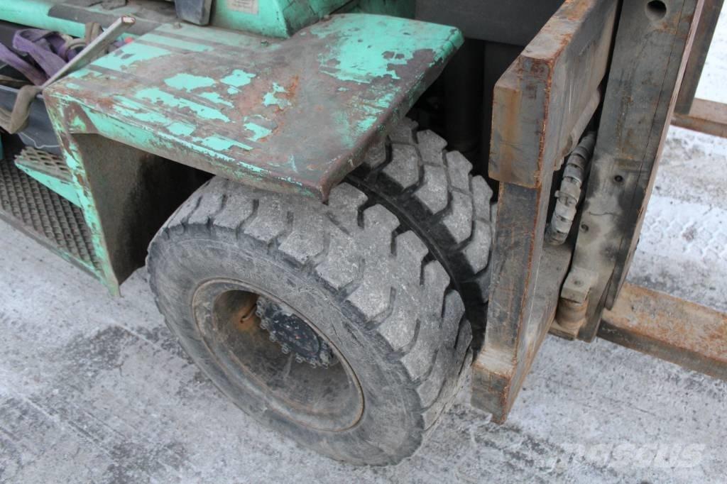 Mitsubishi FD 70 Diesel gaffeltrucks
