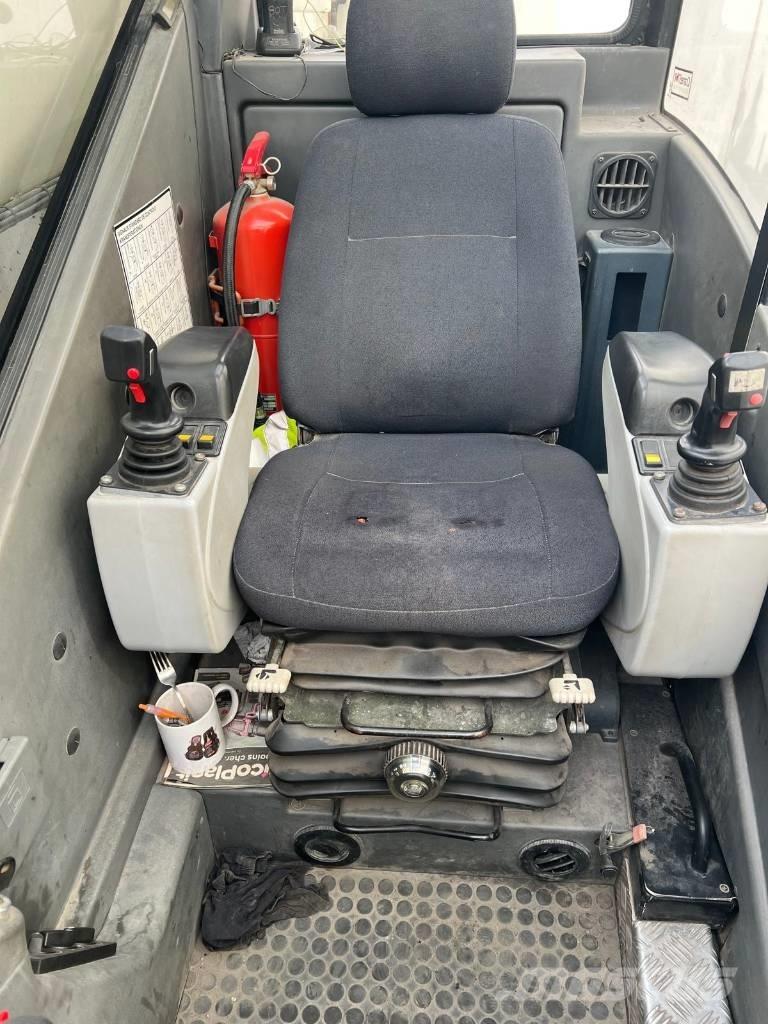 Grove GMK 4080-1 Kraner til alt terræn