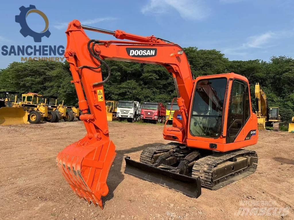 Doosan DH 80 Midi-gravemaskiner 7t - 12t
