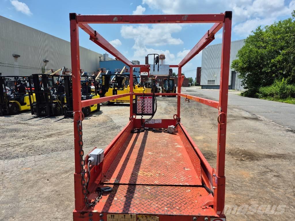 SkyJack SJ 3220 Saxlifte