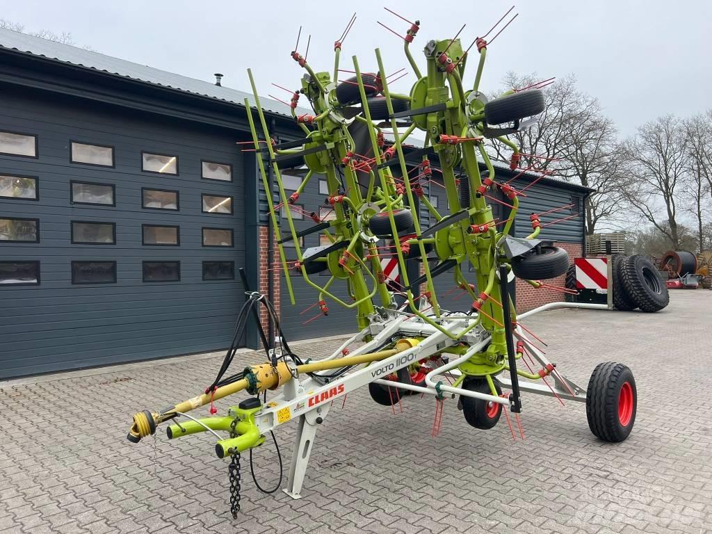CLAAS Volto 1100 T River og høvendere