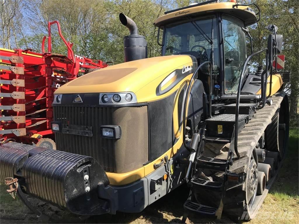Challenger MT865E Larvebåndslæssere