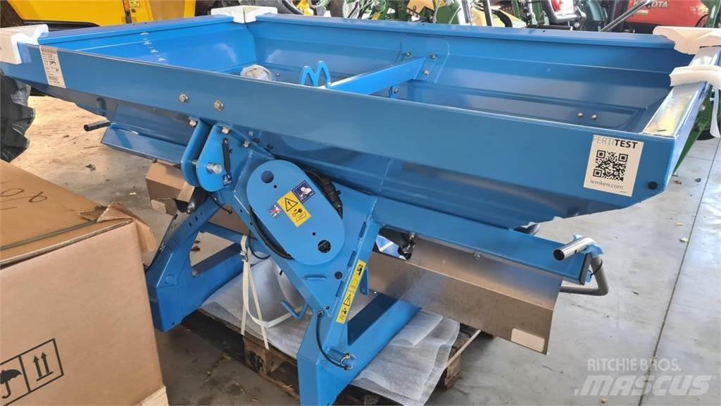Lemken SPICA 8/900 Mineralspreder