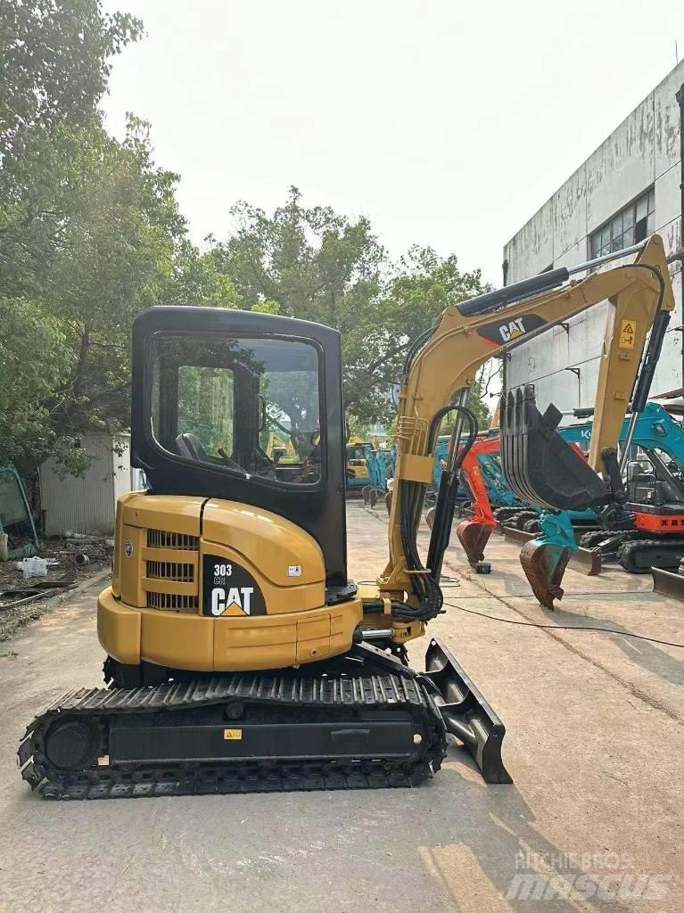 CAT 303 Gravemaskiner på larvebånd