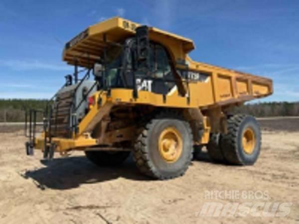 CAT 773 F Terrængående lastbiler