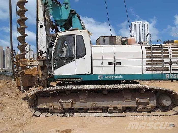 Casagrande B250 Overfladeboreudstyr / Borerigge