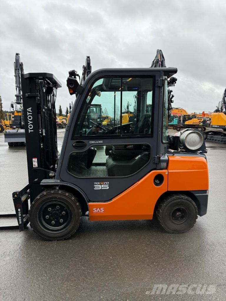 Toyota 02-8 FGJF 35 LPG gaffeltrucks