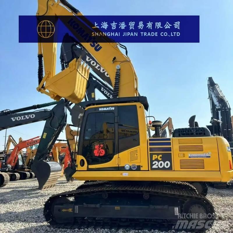 Komatsu PC 200 Gravemaskiner på larvebånd