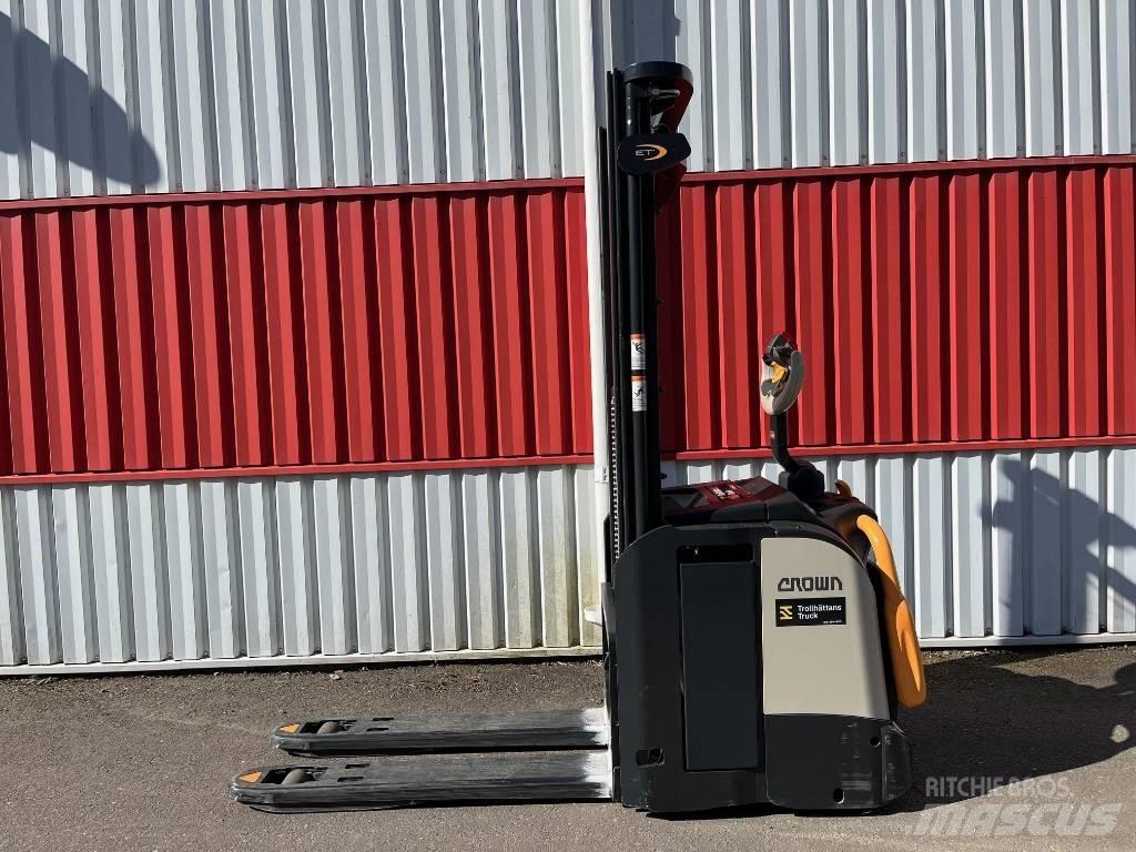 Crown ETi40001,2 Gaffelstabler med gående fører