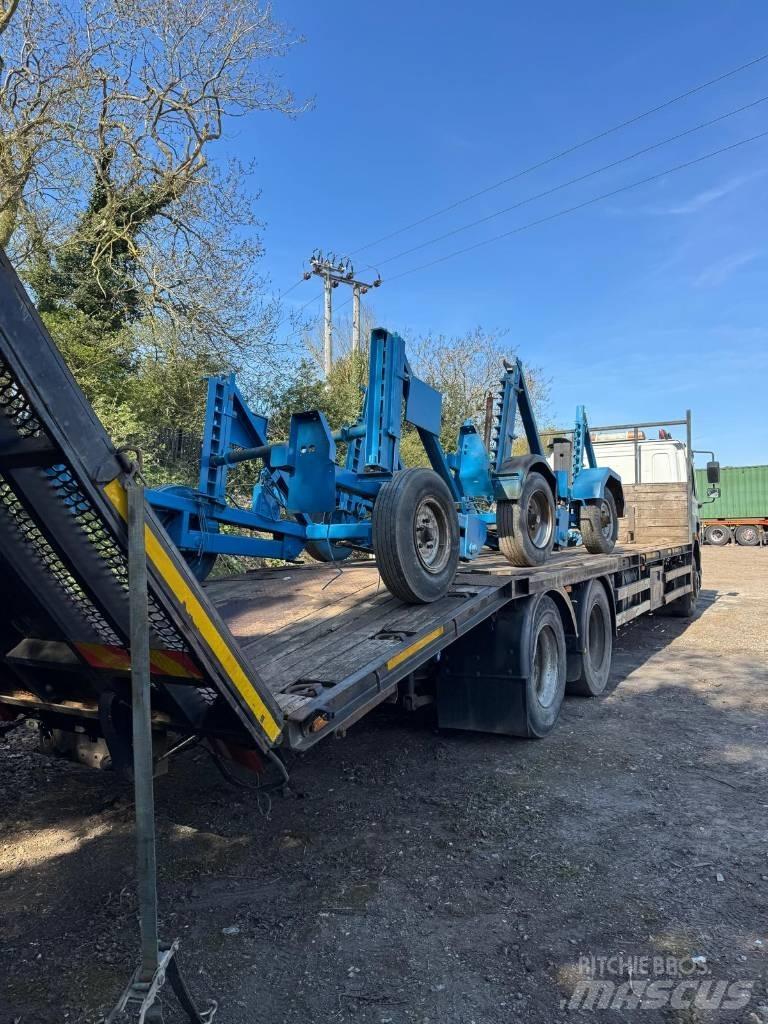 DAF DAF FAS CF75.310 Flatbed lastbiler med spil