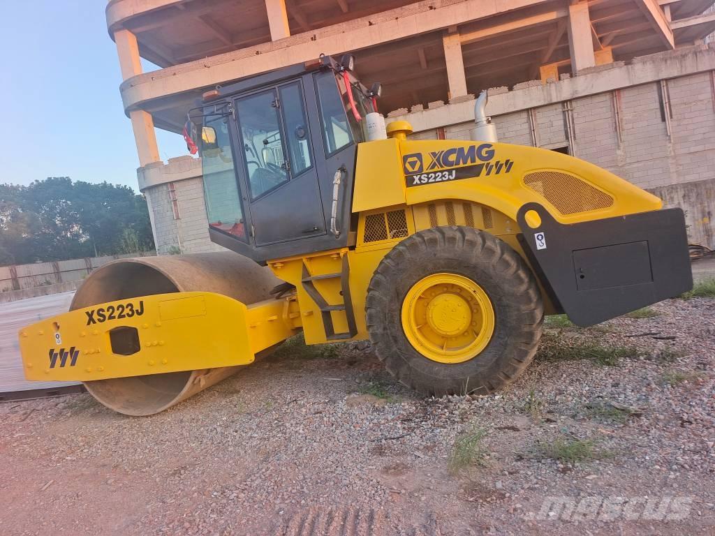 XCMG XS 223J Enkelt tromle