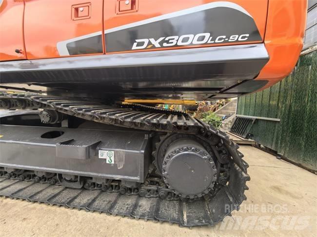 Doosan DX 300 LC Gravemaskiner på larvebånd