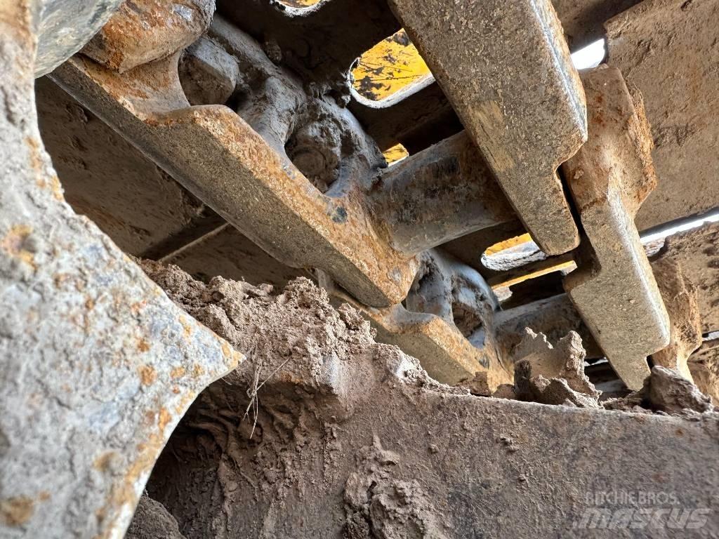 JCB JS 200 LC Gravemaskiner på larvebånd