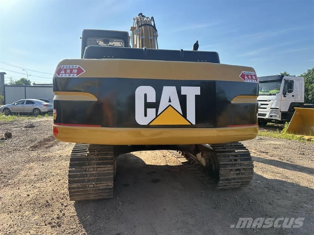 CAT 320B Gravemaskiner på larvebånd