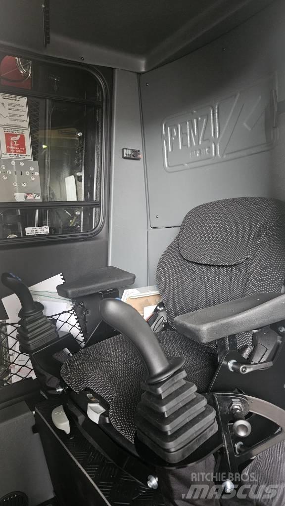 Penz 12Z9.50 Kraner og læssere