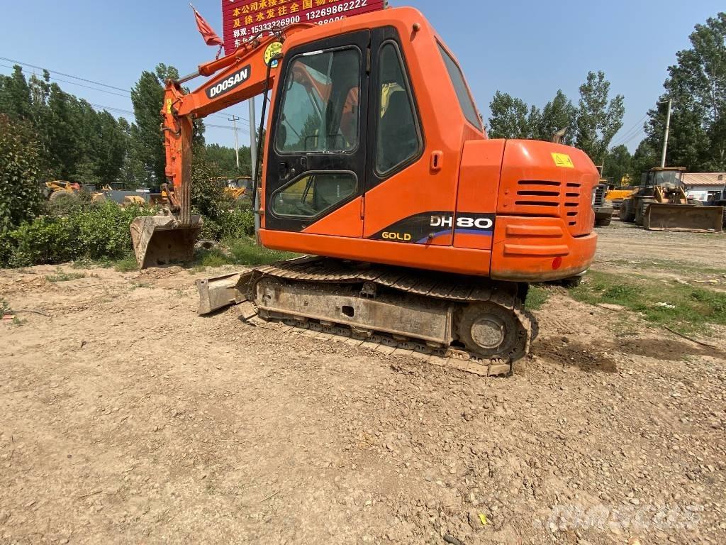 Doosan DH80 Gravemaskiner på larvebånd
