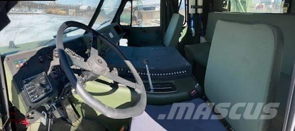 Oshkosh M1070 Trækkere