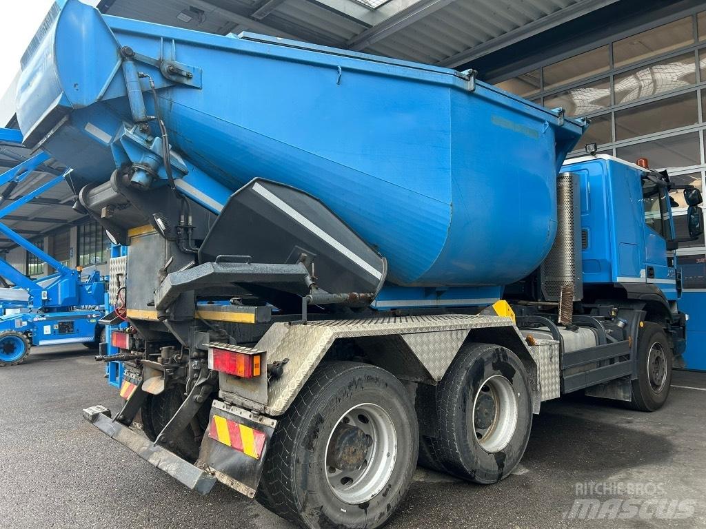Iveco Trakker 450 Skip loader