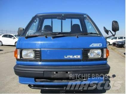 Toyota T-YM65 Lastbil med lad/Flatbed