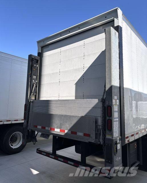 Freightliner M2 Fast kasse