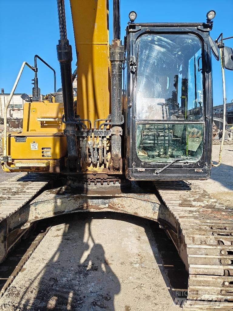 CAT 320F Gravemaskiner på larvebånd