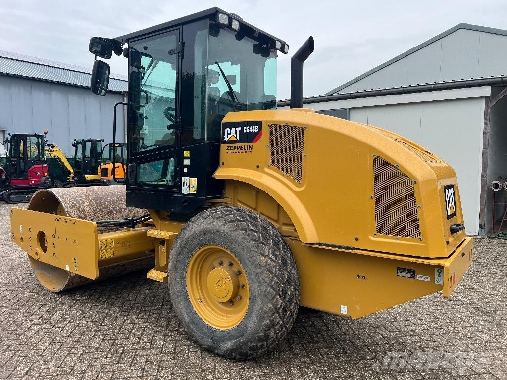 CAT CS44B - CS 44 B Enkelt tromle