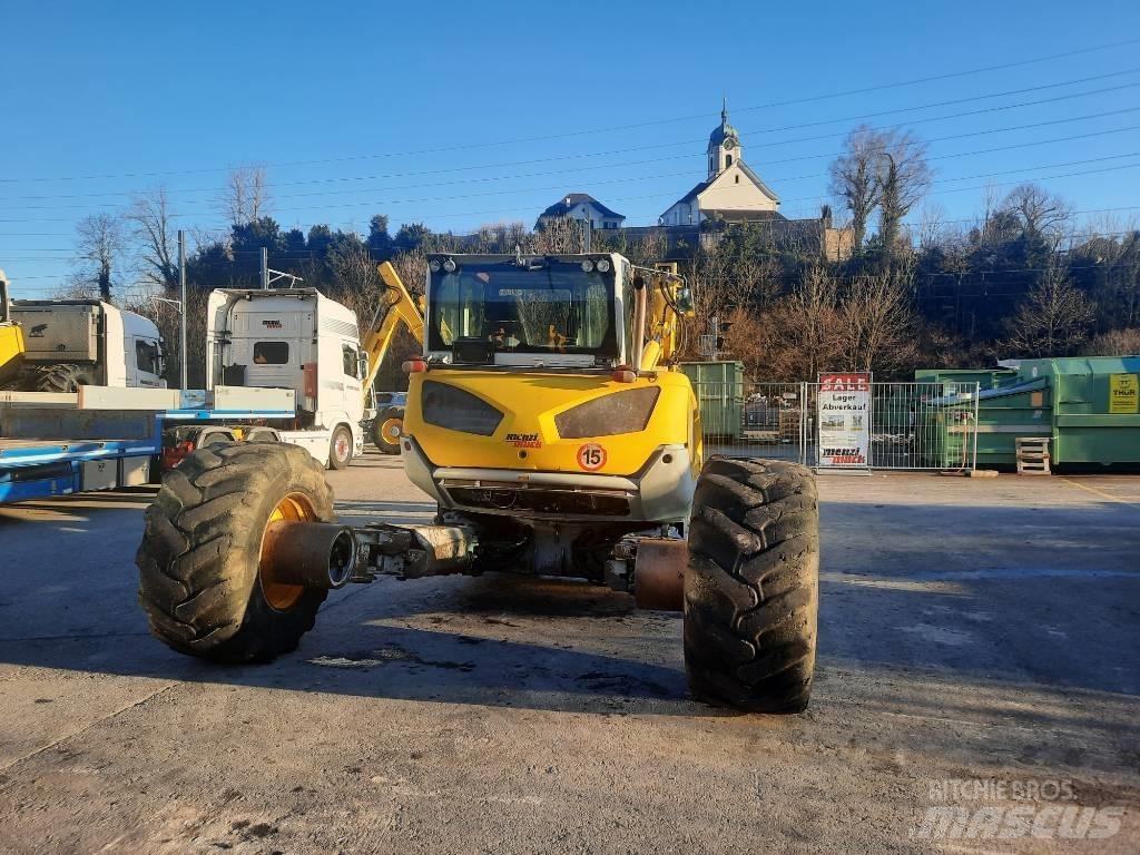 Menzi Muck M535 Gravemaskiner på hjul