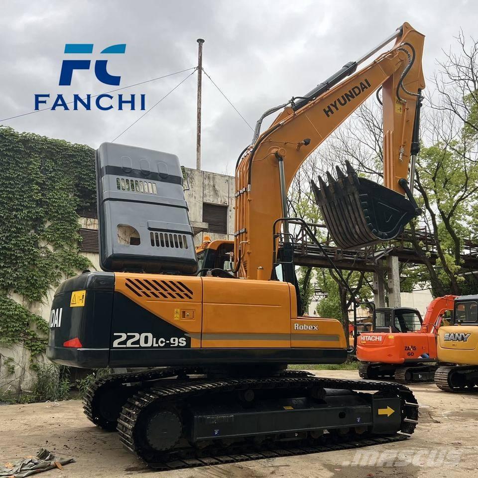 Hyundai 220LC-9S Gravemaskiner på larvebånd