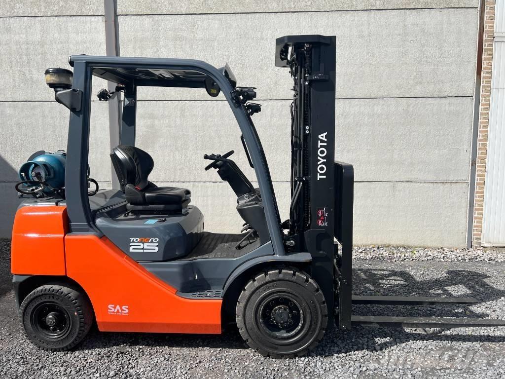 Toyota 02-8 FGF 25 LPG gaffeltrucks