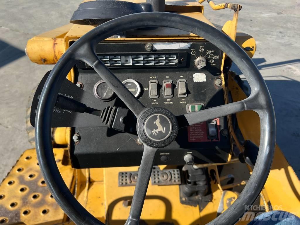 John Deere 210 LE Frontlæssere og gravere