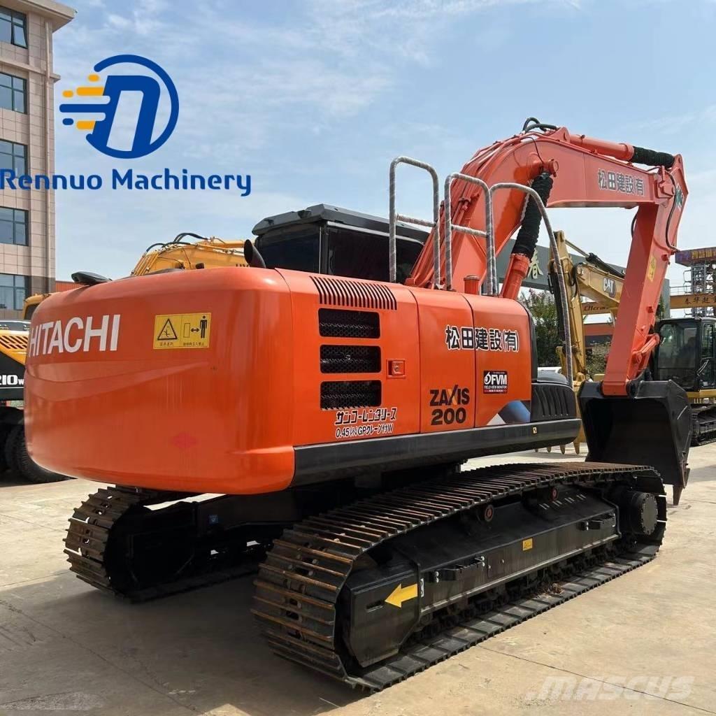 Hitachi ZX 200 Gravemaskiner på larvebånd
