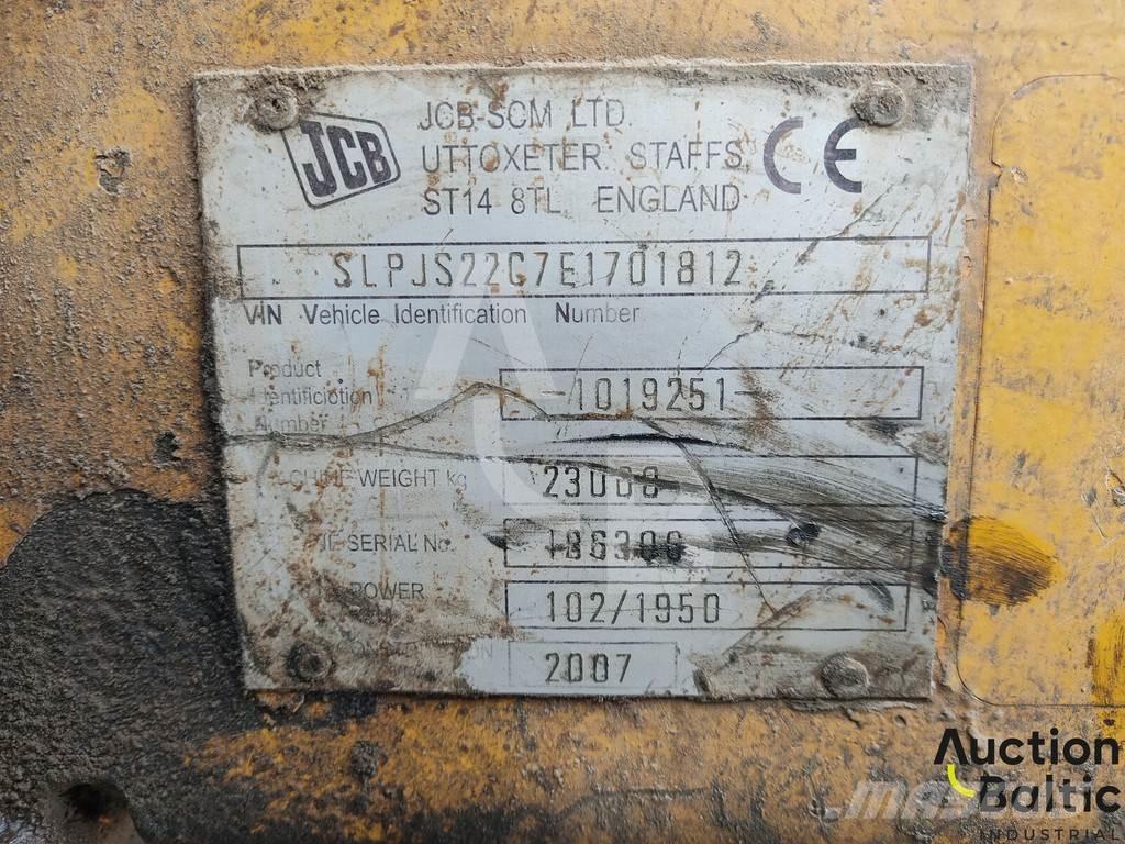 JCB JS 220 LC Gravemaskiner på larvebånd