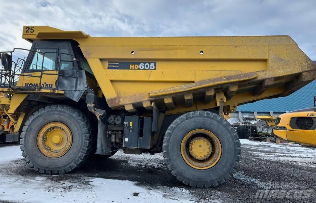 Komatsu 605-7 Knækstyrede dumpere