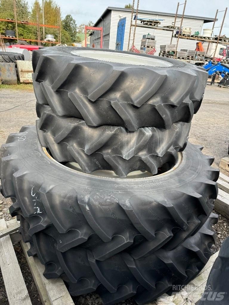 Goodyear 13.6R38 Hjul, Dæk og Fælge