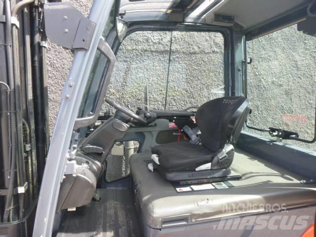 Toyota 8 FBMT 35 El gaffeltrucks