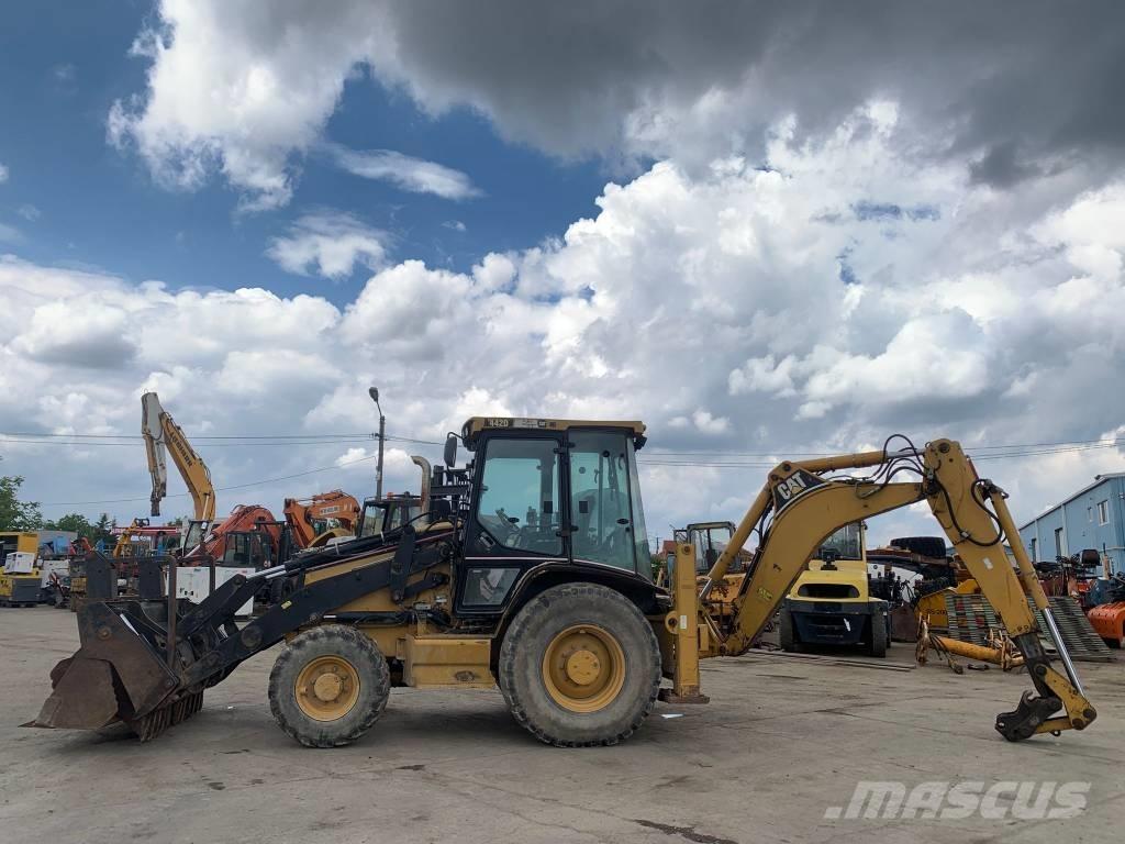 CAT 442 D Rendegravere