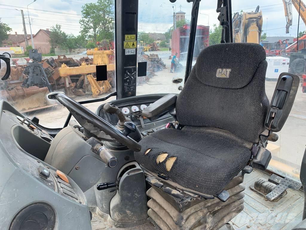 CAT 442 D Rendegravere