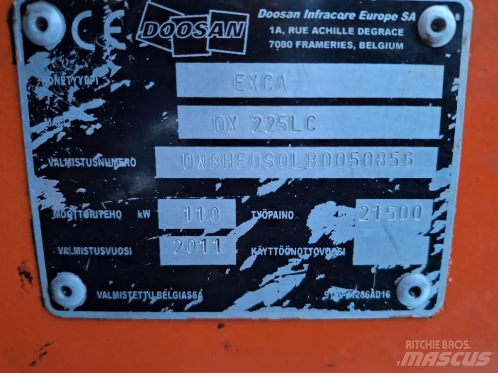 Doosan DX 225 LC Gravemaskiner på larvebånd