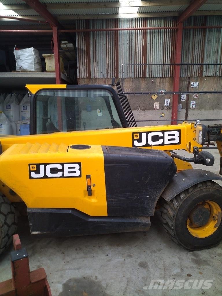 JCB 525-60 Teleskoplæssere