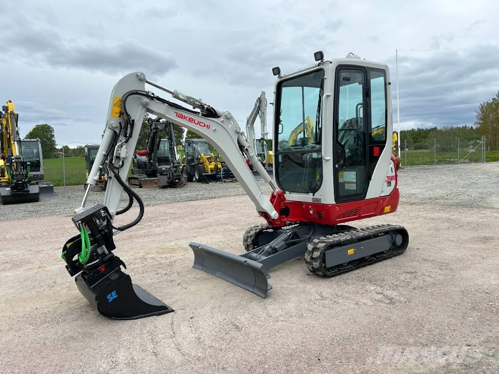 Takeuchi TB320 Minigravemaskiner