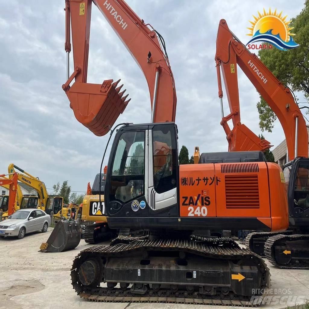Hitachi ZX 240 Gravemaskiner på larvebånd